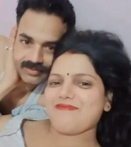 लापता पति दूसरी पत्नी के साथ सोशल मीडिया पर वीडियो